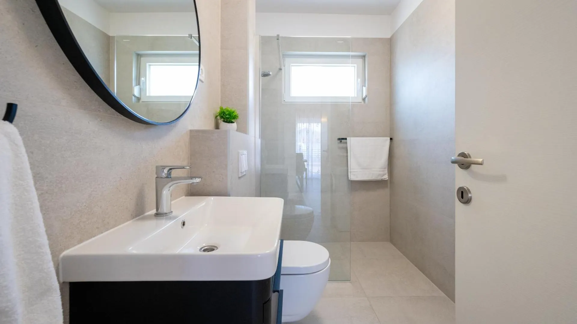 Apartment Ivi Trogir 0*,