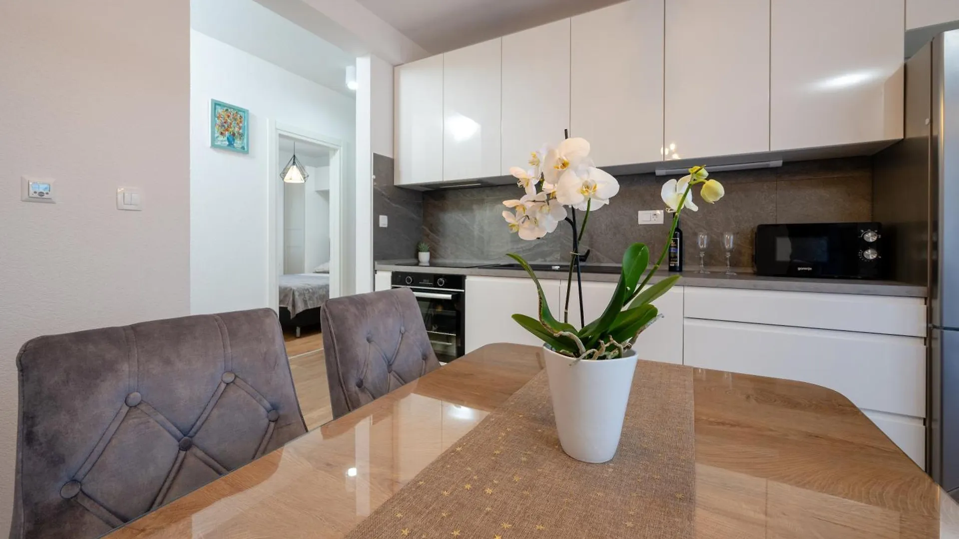 Apartment Ivi Trogir 0*,  Croatia